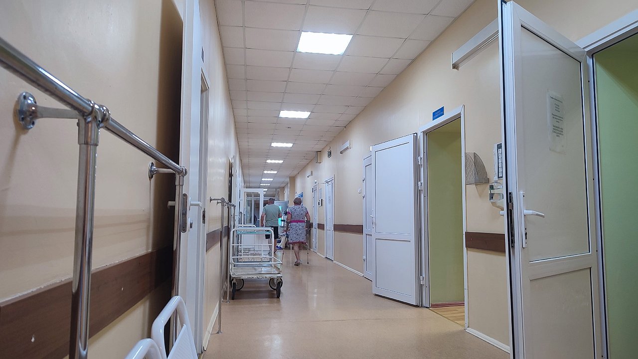 Главная картинка новости: Калужская область переходит на электронные медицинские книжки