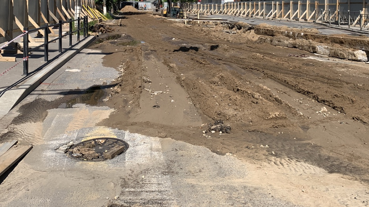 Главная картинка новости: Министр транспорта проконтролировал ход ремонта дорог в Калужской области