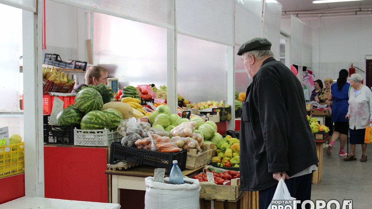 Главная картинка новости: Это вреднейшая ягода: а мы едим ее покупаем как деликатес, еще и детей угощаем