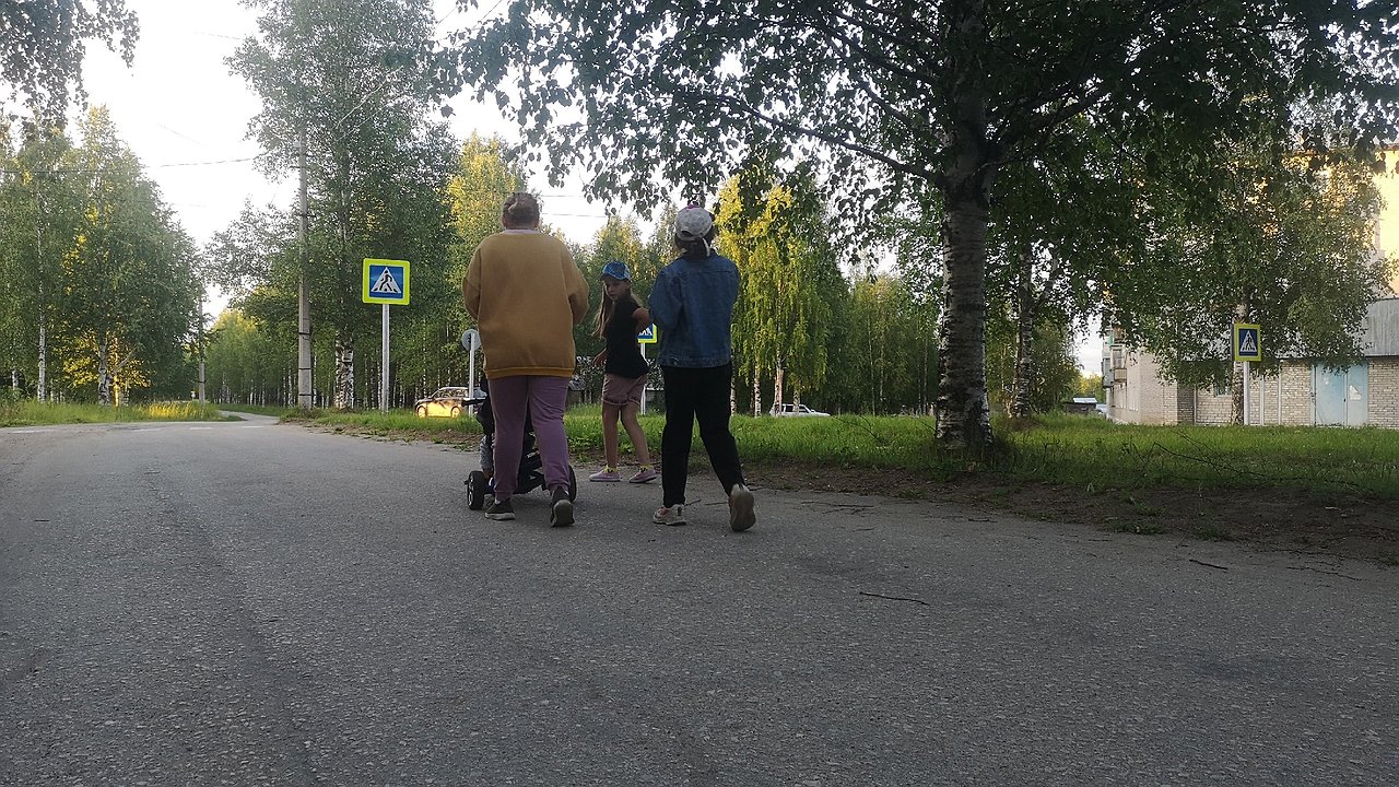 Главная картинка новости: В Калужской области более двух тысяч жителей подали заявки на получение регионального маткапитала