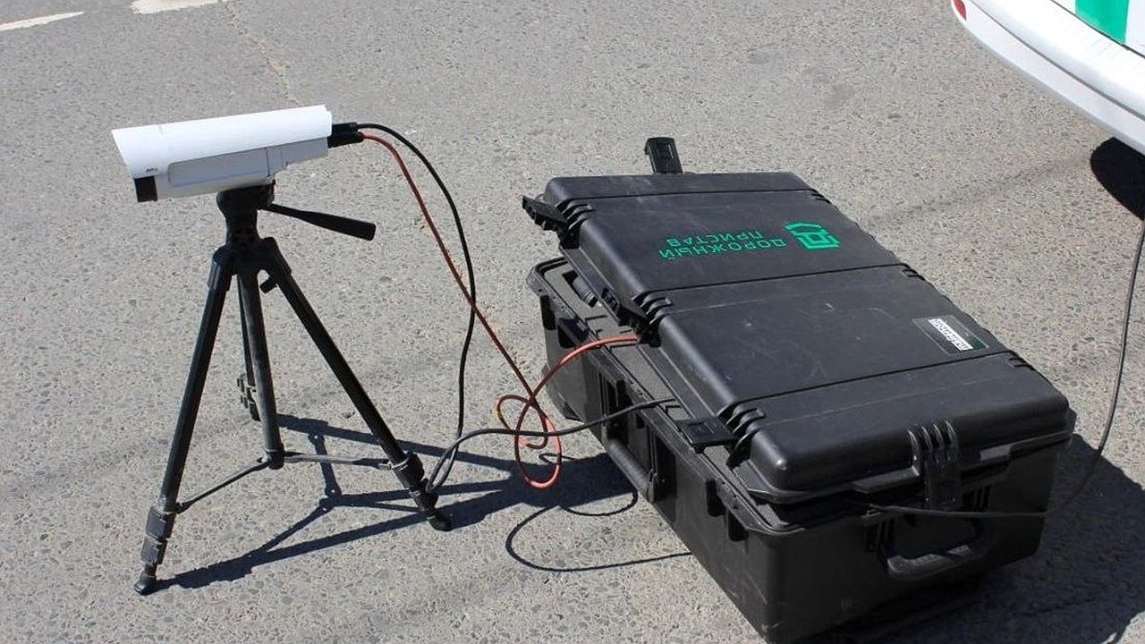 Главная картинка новости: В Калуге судебные приставы забрали иномарку из-за долга в 50 тысяч рублей