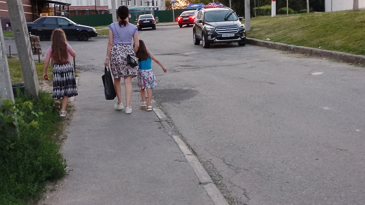 Главная картинка новости: За июль 2024 года в Калуге родились более 300 детей