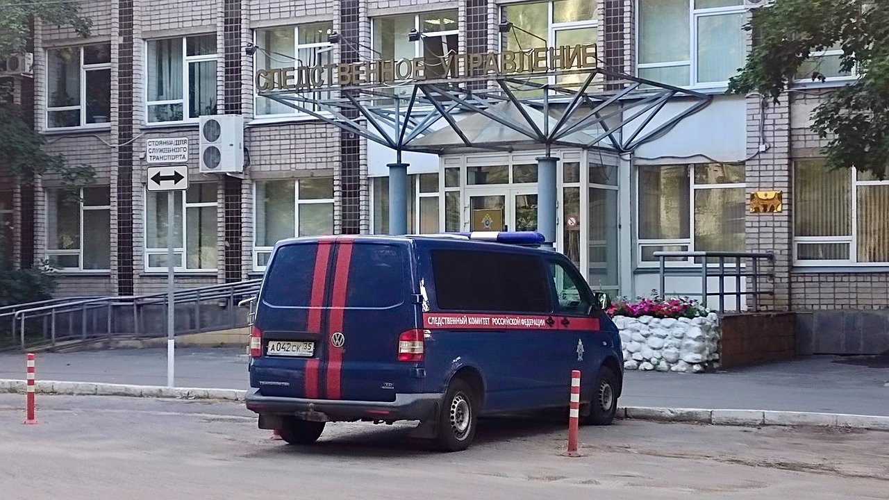 Главная картинка новости: Сироте из Обнинска пришлось обратиться к Бастрыкину, чтобы получить законную квартиру 