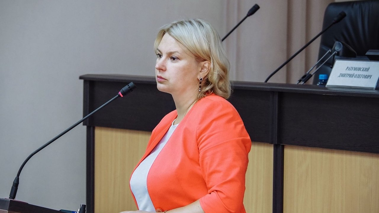 Главная картинка новости: Заместитель мэра Калуги Юлия Ковтун стала заслуженным строителем