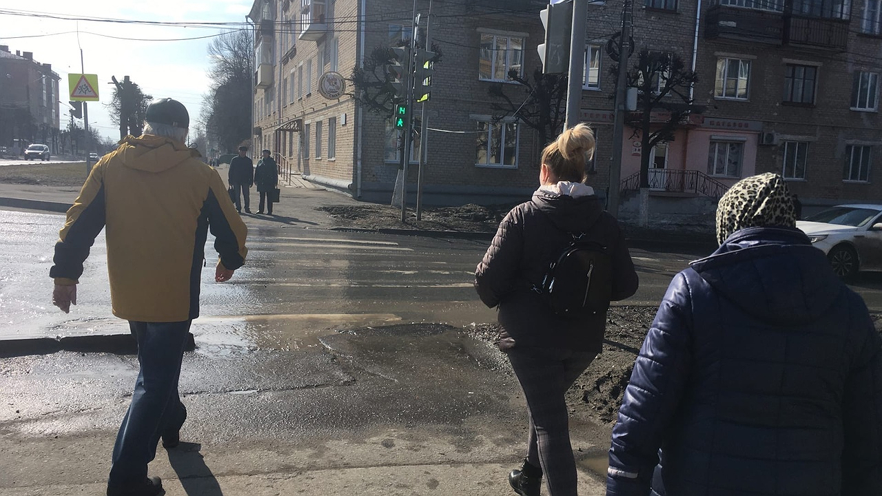 Главная картинка новости: И работающим, и неработающим. Эту сумму выдадут абсолютно всем пенсионерам с сентября