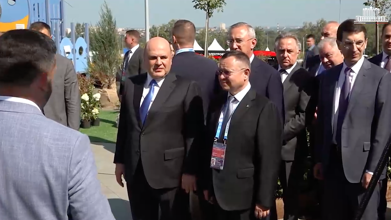 Главная картинка новости: Мишустин посетил калужский технопарк 