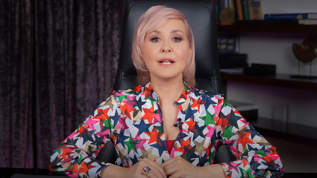 Главная картинка новости: Эти трое заберут изумрудный билет: Василиса Володина назвала знаки, которым повезет 1 сентября