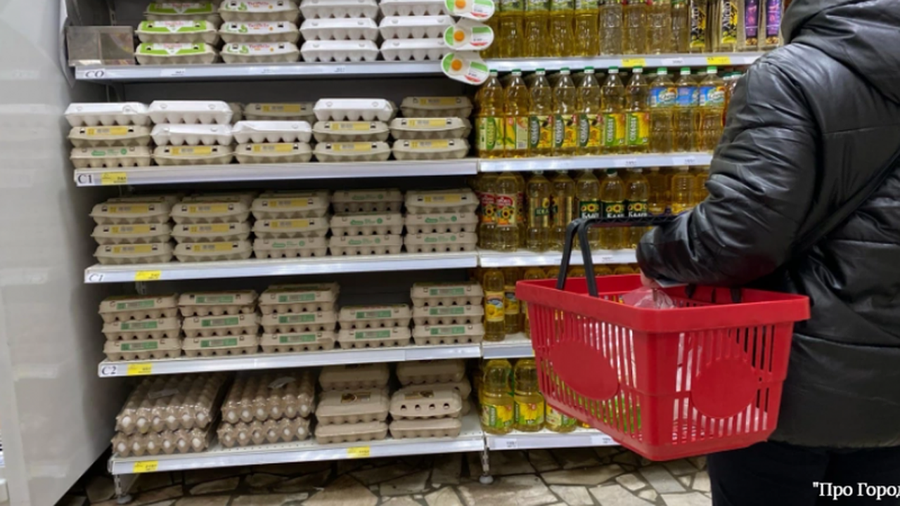 Главная картинка новости: Янтарная гадость в красивой бутылке: Роскачество назвало самые плохие бренды растительного масла