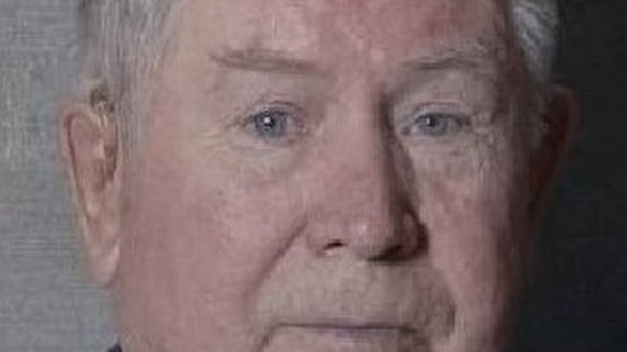 Главная картинка новости: В Калужской области пятый день не могут найти грибника, ушедшего в лес с корзиной