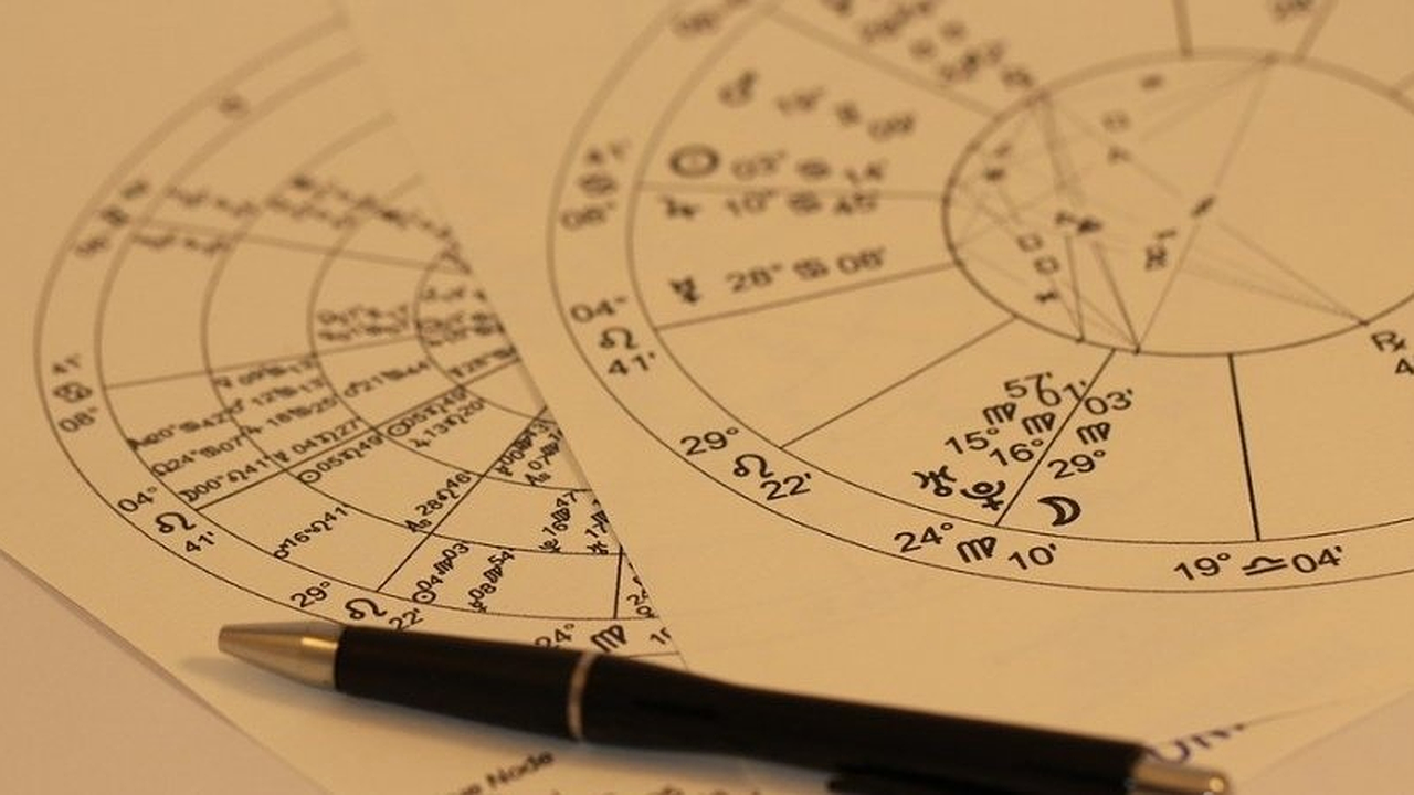 Главная картинка новости: Удача на 2 десятка лет вперед: Василиса Володина назвала самый везучий знак на ближайшие 27 лет