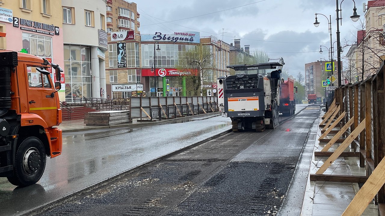 Главная картинка новости: В одном из районов Калужской области отремонтировали почти 10 километров автодороги