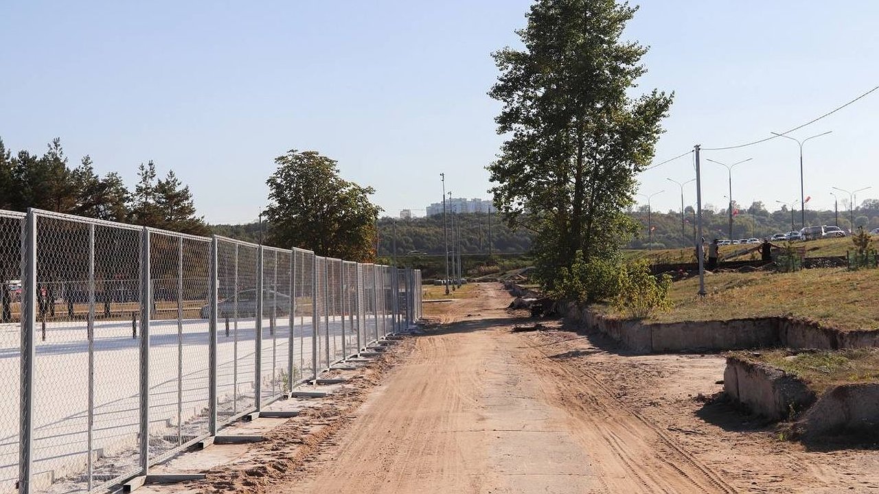 Главная картинка новости: На работы по благоустройству сквера Волкова в Калуге направят больше специалистов