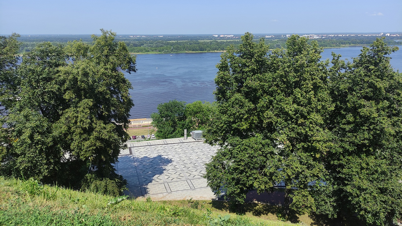 Главная картинка новости: Такого не было 143 года: синоптик Роман Вильфанд спрогнозировал – июльская жара вернется и будет печь половину осени