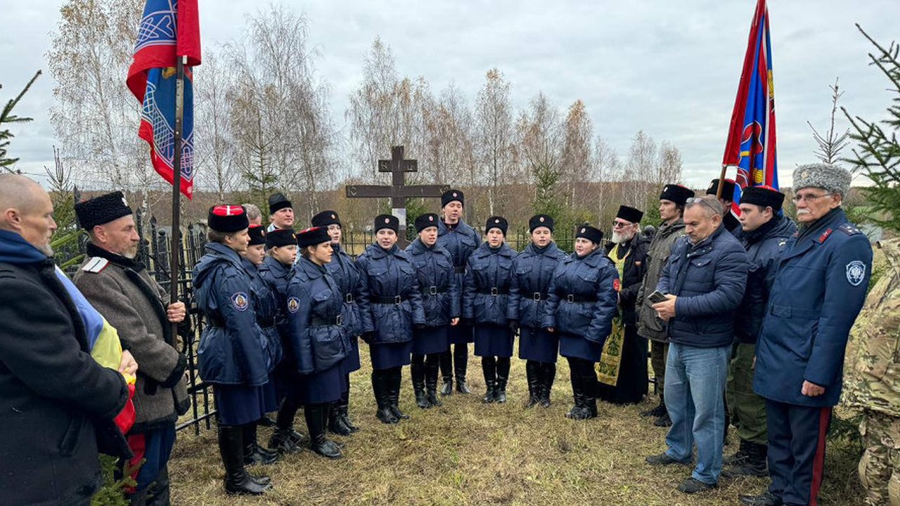 Главная картинка новости: В Боровском районе Калужской области состоялся День памяти погибших в Отечественной войне 1812 года