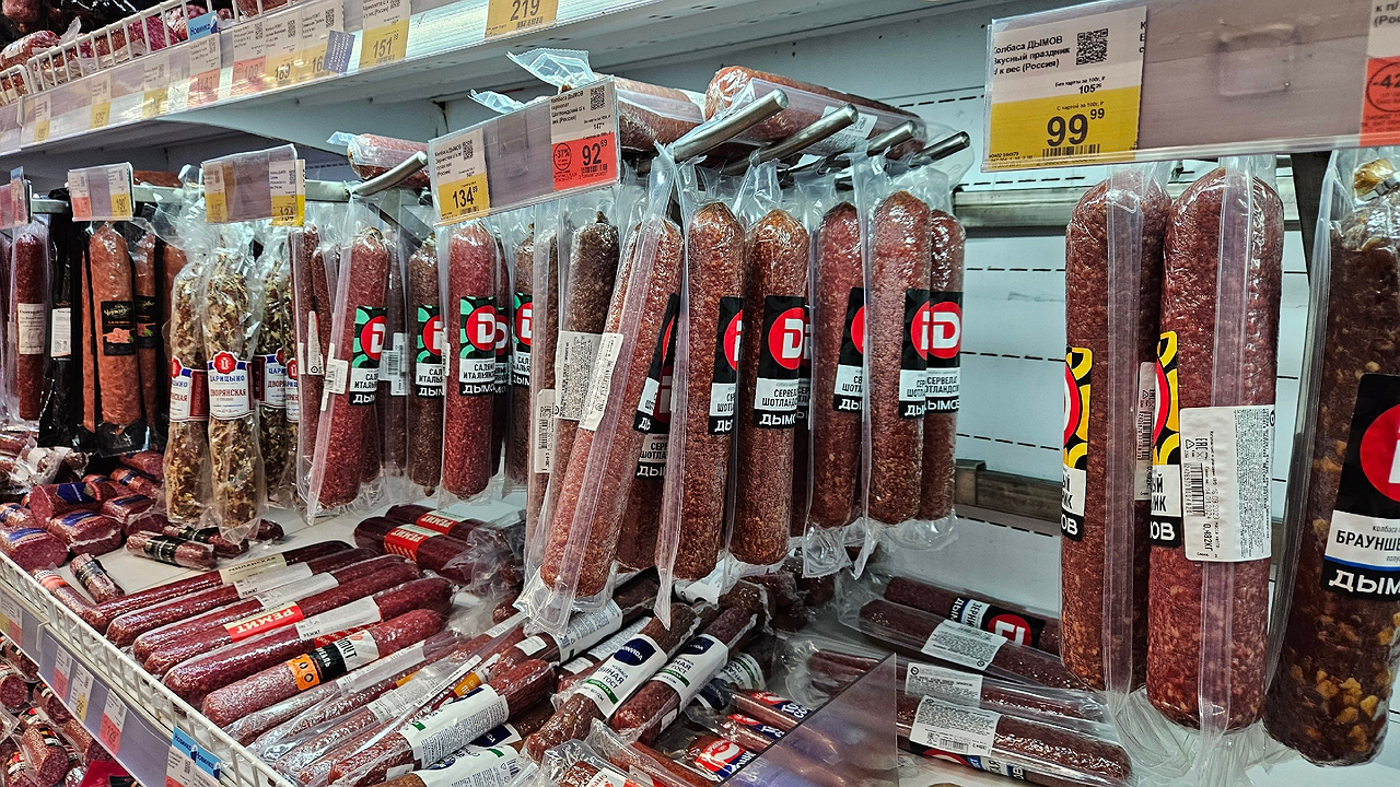 Главная картинка новости: Можно смело покупать – там только чистое мясо: Росконтроль назвал лучшие марки колбасы