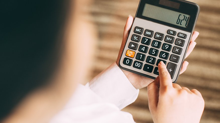 Главная картинка новости: "Потеряете все деньги": эксперт Михаил Хазин призывает россиян не совершать эту страшную ошибку