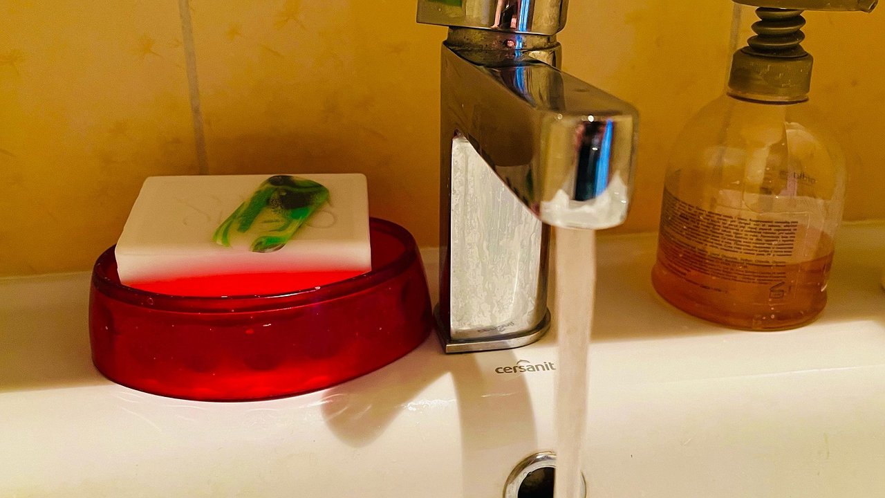 Главная картинка новости: 13 ноября в Калуге сразу в нескольких микрорайонах отключат воду 