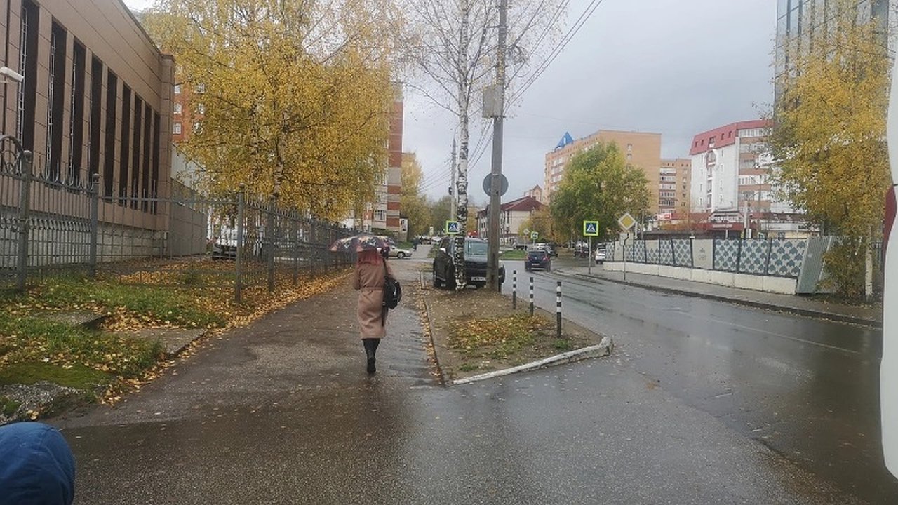 Главная картинка новости: Долголетние накопления превратятся в песок, как в 90-х: надвигается новая волна девальвации рубля