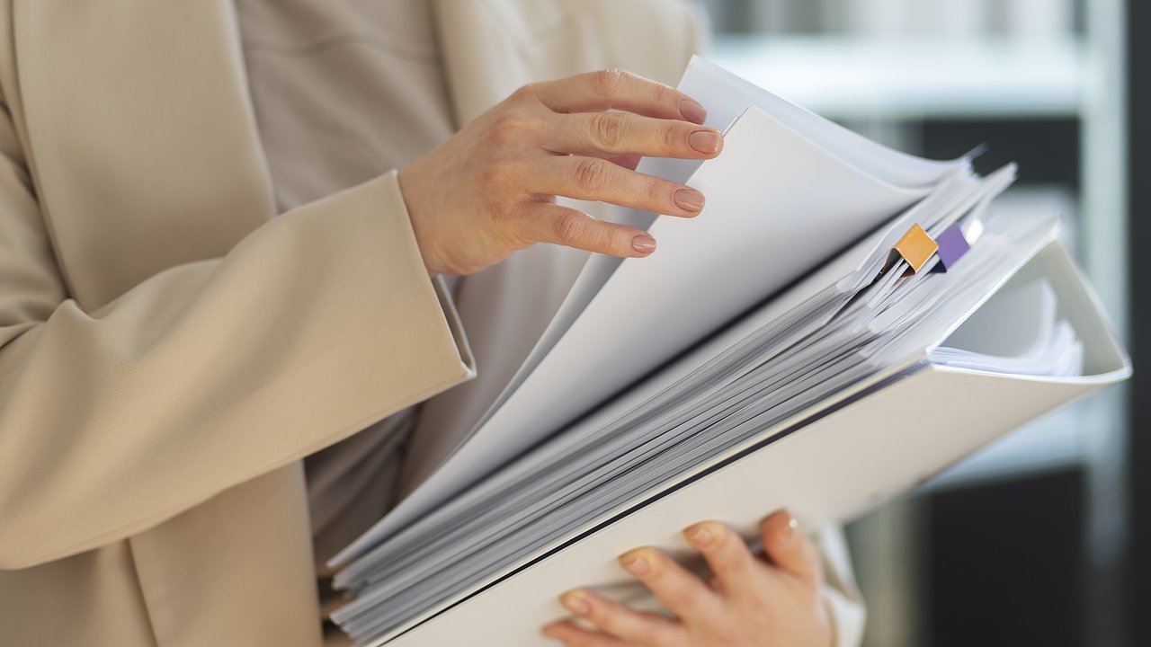 Главная картинка новости: В Калуге от ветхого дома на Ленина отказываются управляющие компании