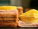 Такой сыр испортит стол: Роскачество назвало марки сыра, которые не стоит брать даже со скидкой