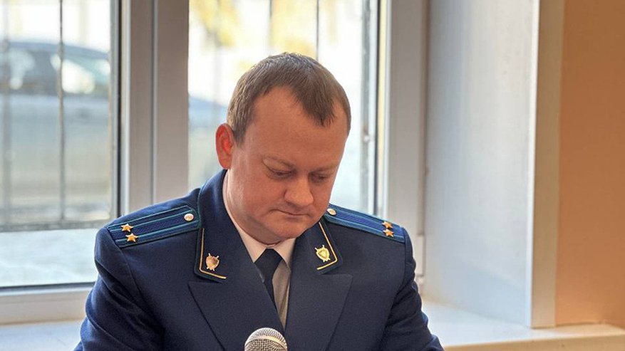 Главная картинка новости: В Калужской области наказали недобросовестного подрядчика за фейковый ремонт дороги 