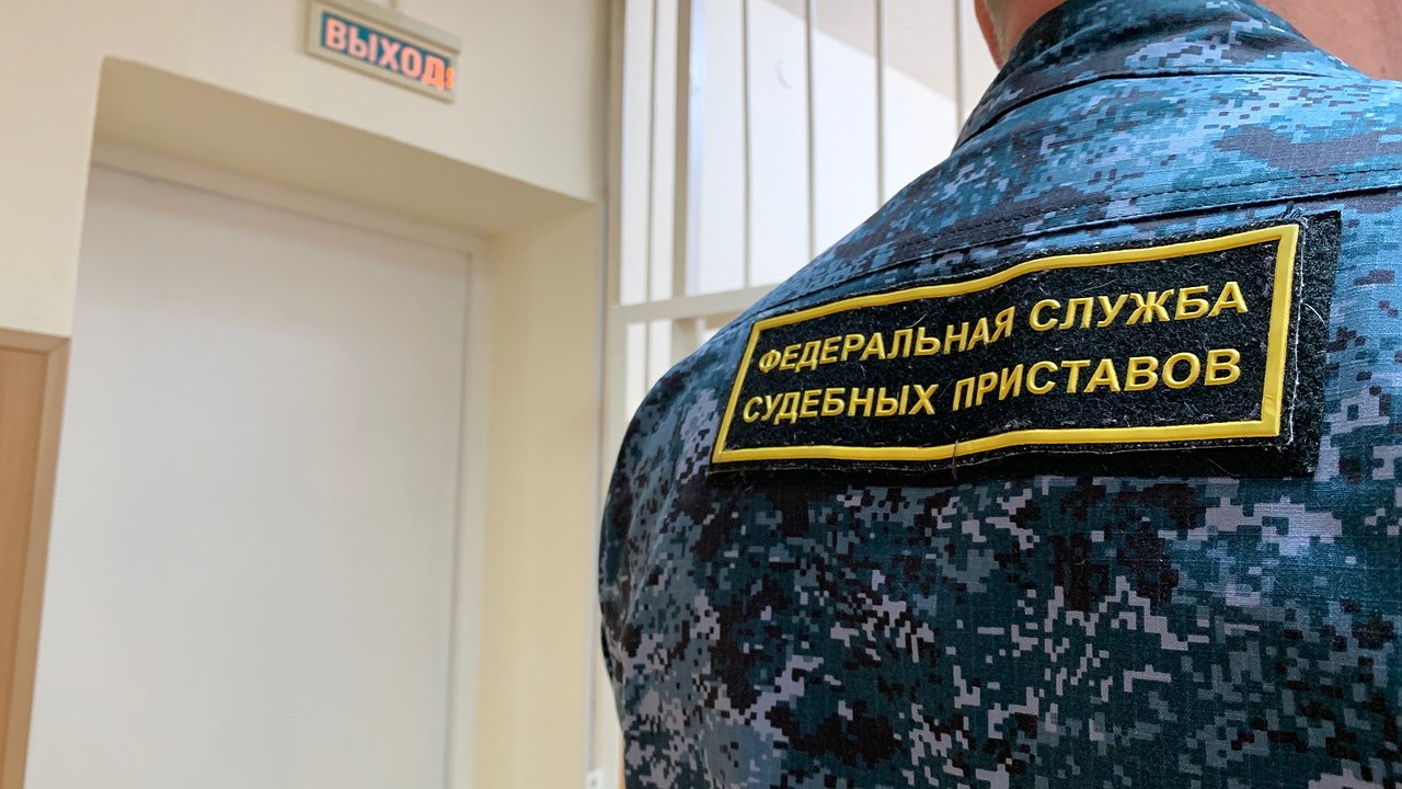 Главная картинка новости: Калужанин едва не остался без крыши над головой из-за долга в 70 тысяч