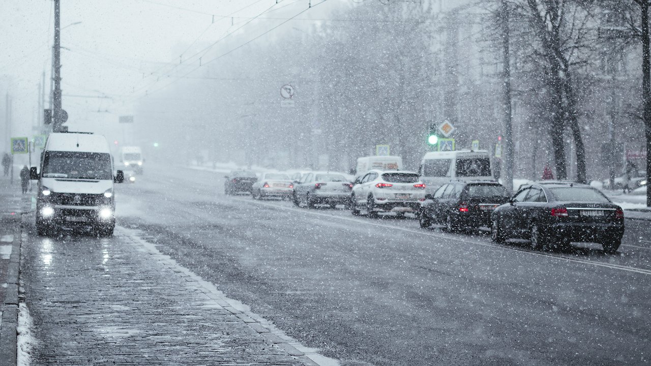 Главная картинка новости: Цены на бензин до конца 2024-го пробьют новую отметку: таких цифр на АЗС точно не было