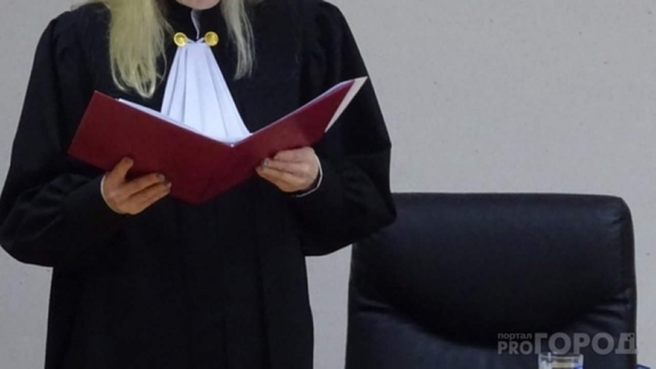 Главная картинка новости: Скандал в калужской школе: руководство школы оказалось под следствием за халатность