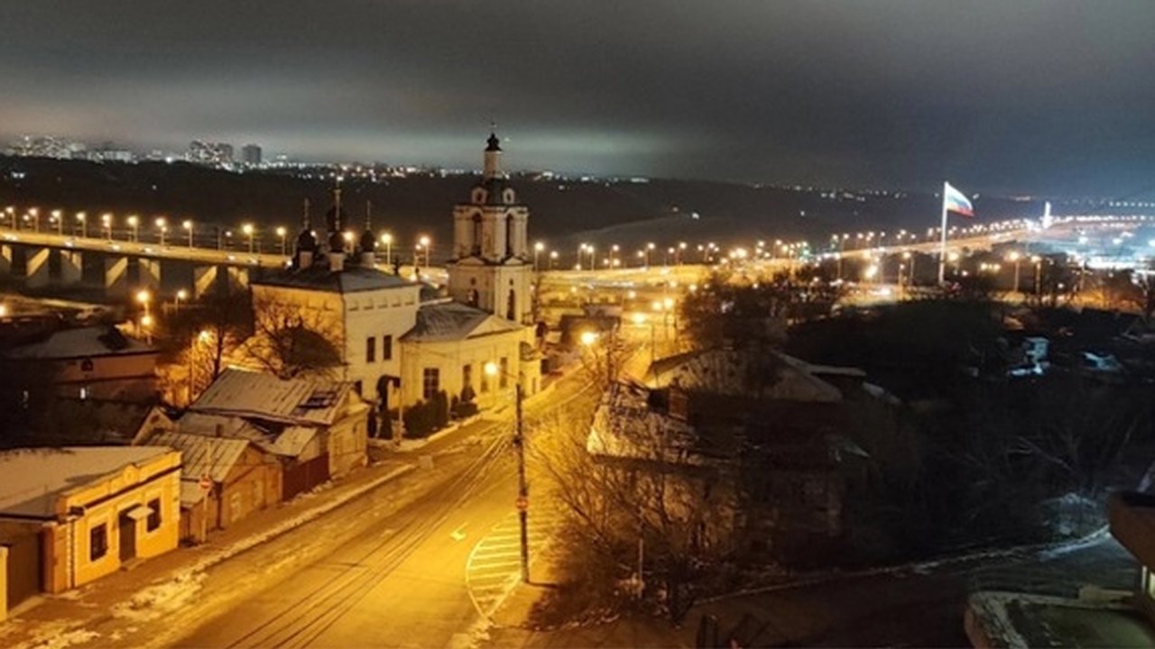 Главная картинка новости: Часть улицы Смоленской в Калуге перекроют из-за аварийного состояния церкви