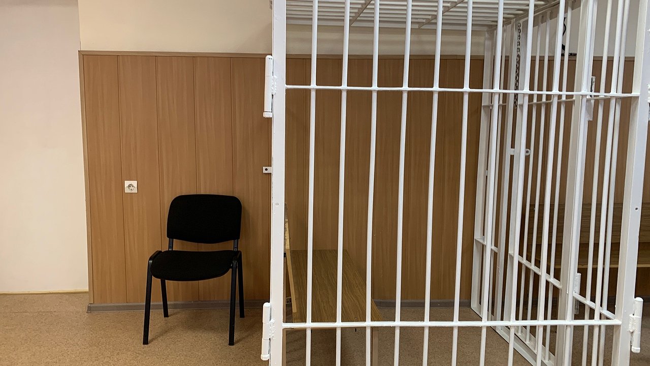 Главная картинка новости: Калужанин продал полицейскому взрывчатку и сел на пять лет