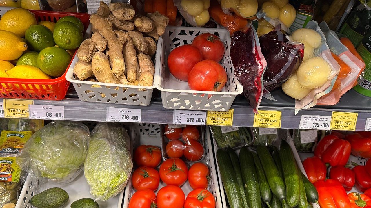 Главная картинка новости: Пропадет с полок магазина с 20 января: «Пятерочка» и «Магнит» озвучили российским покупателям жесткое решение