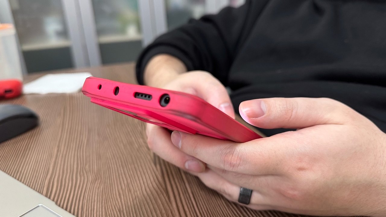 Главная картинка новости: В Калужской области "жрица любви" выманивала деньги у наивного мужчины 