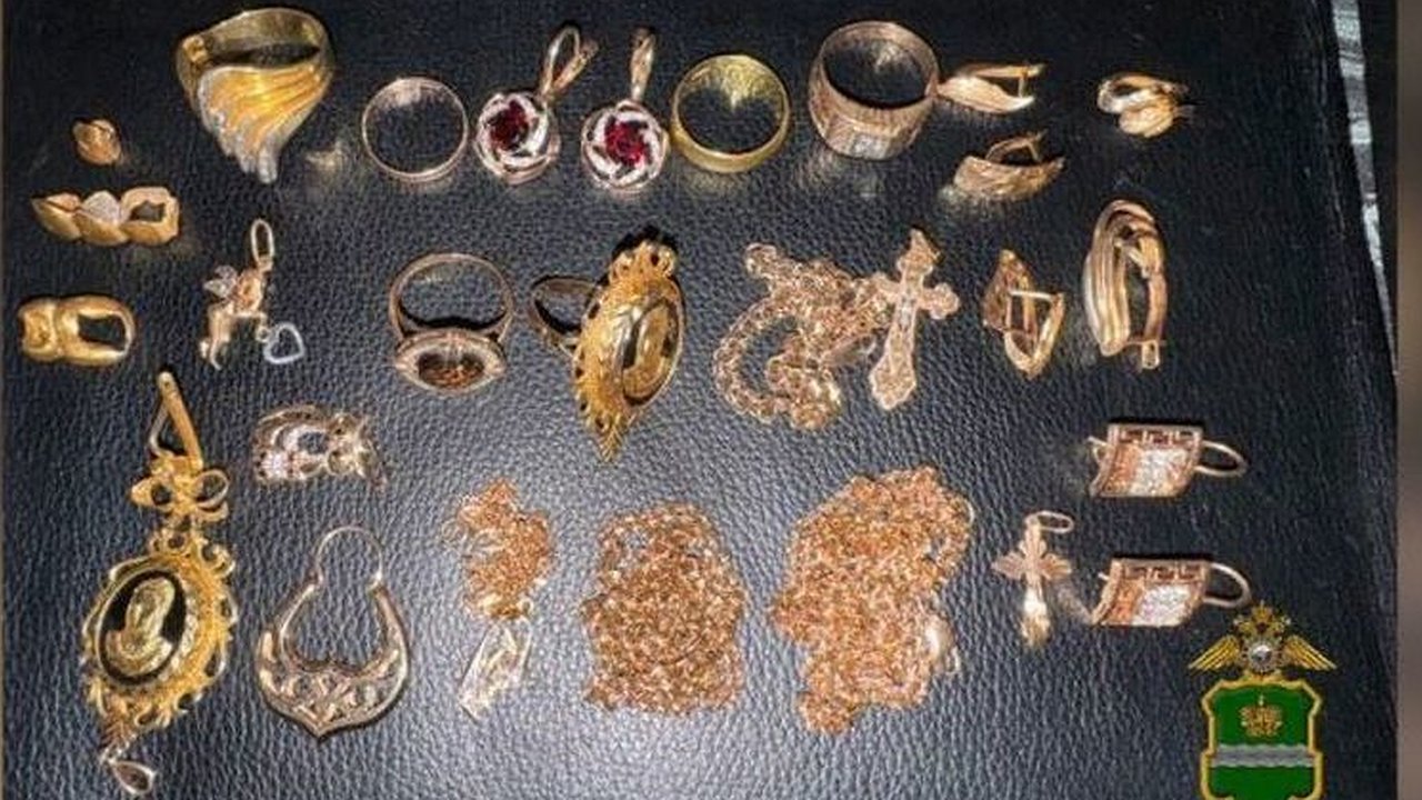 Главная картинка новости: В Калужской области иностранец обокрал ломбард на миллион рублей