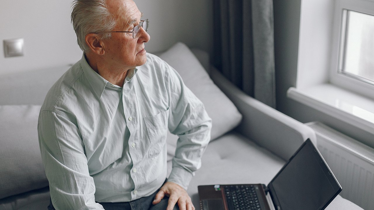 Главная картинка новости: Пенсионеры ликуют: они освобождаются от платы за капремонт и вывоз мусора - но важно узнать все нюансы