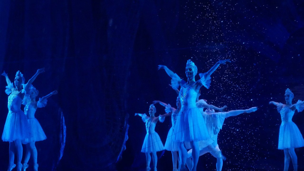 Главная картинка новости: Жители Калужской области смогут снова посетить «Рождественские гулянья»