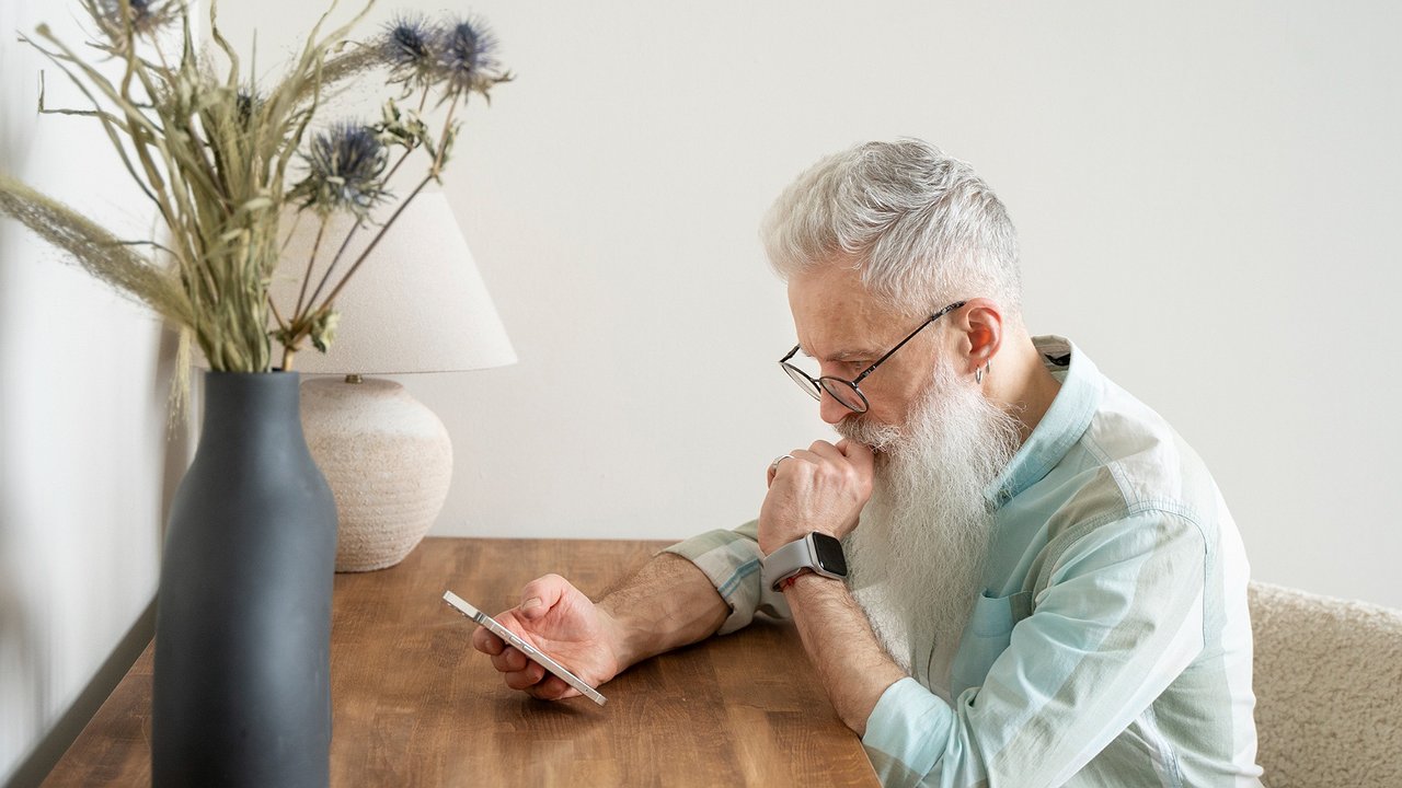 Главная картинка новости: Теперь полностью запрещено. Пенсионеров, доживших до 70 лет, ждут ограничения с 3 февраля