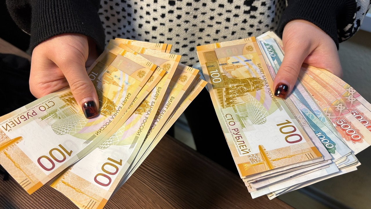 Главная картинка новости: Стало известно, кто в Калужской области может зарабатывать более 200 тысяч в месяц 