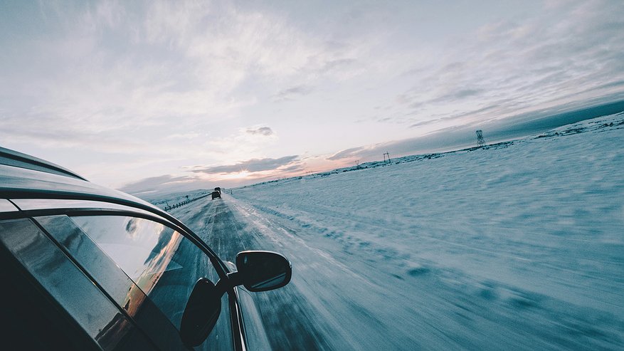 Главная картинка новости: С 3 февраля на выезде за город владельцам авто будут аннулировать права: водителей ждет новый сюрприз