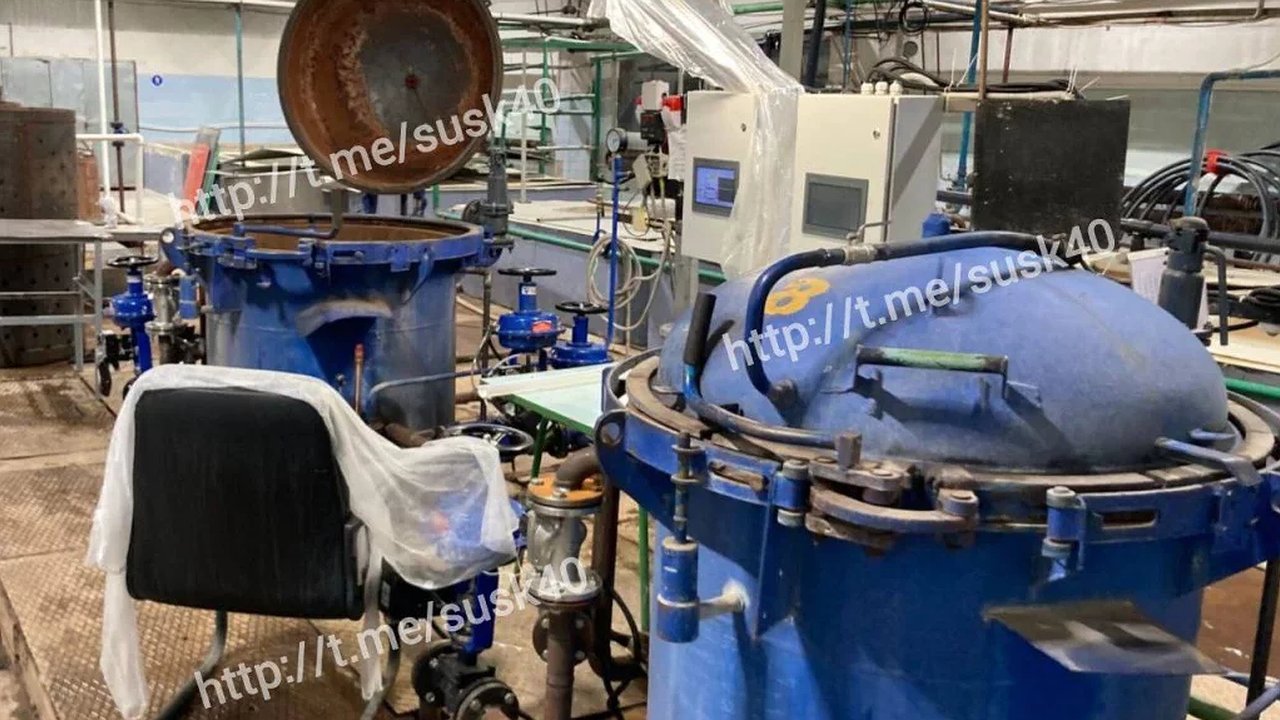 Главная картинка новости: В Калуге три работника завода получили ожоги