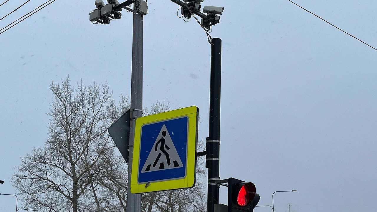 Главная картинка новости: Еще одна камера фиксации нарушений ПДД появилась на калужских дорогах