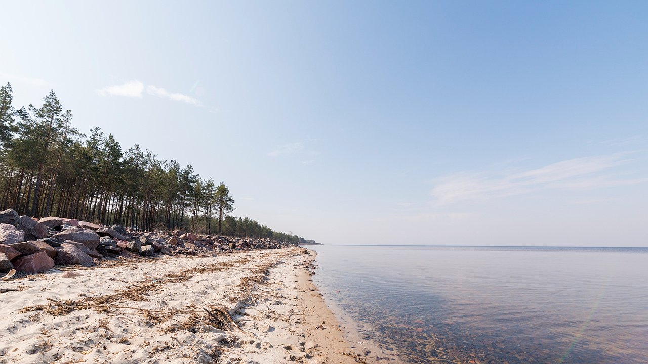 Главная картинка новости: Где отдыхают кубанцы? Секретные пляжи Краснодарского края без мазута и толп туристов — локации, о которых молчат гиды