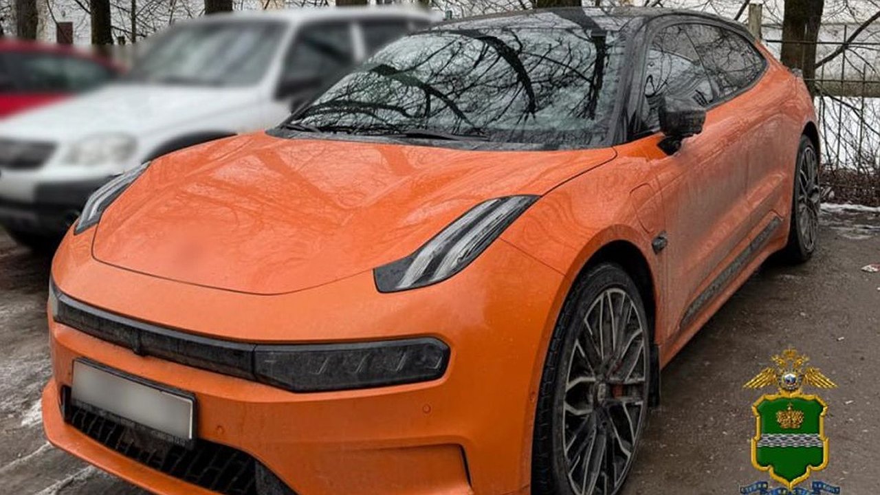 Главная картинка новости: Арест на 5 суток получили двое калужан за тонировку авто