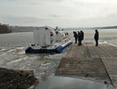 Сотрудники МЧС разломали весь лед у берегов Яченского водохранилища в Калуге