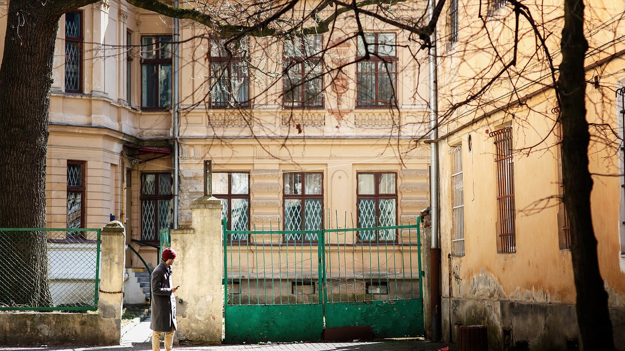 Главная картинка новости: С 1 апреля срежут 50% за ЖКХ - важное изменение для всех, кто платит по квитанции