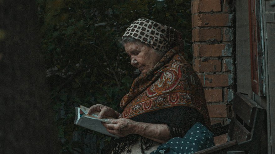 Главная картинка новости: Пенсионеры узнали размер своих пенсий за апрель и обомлели - что произошло