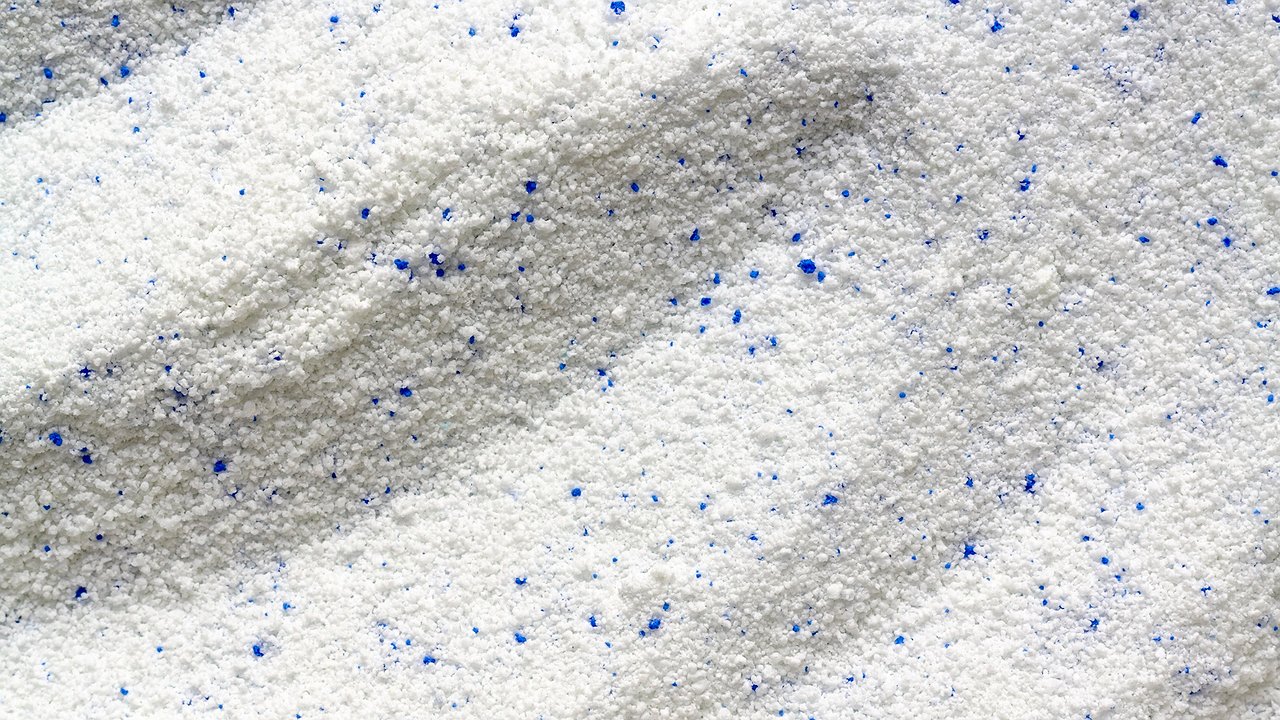 Главная картинка новости: Стоит копейки, выведет стойкие пятна: Роскачество обнаружило лучший стиральный порошок