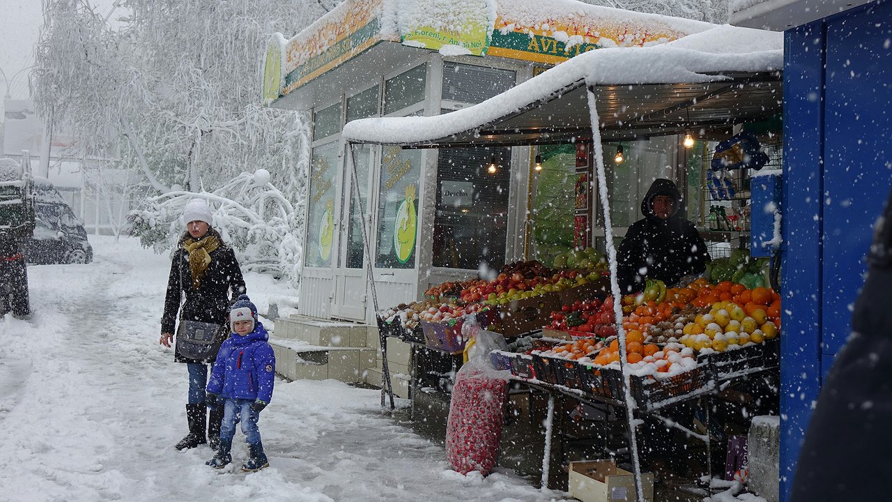 Главная картинка новости: Холода придут в майские праздники, небывалая жара нагрянет в июле: ученые озвучили прогноз до зимы 2025 года