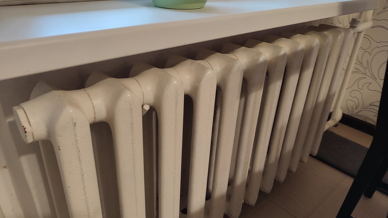 Главная картинка новости: Прокуратура Калуги добилась возврата денег за отопление после аварии в жилом доме