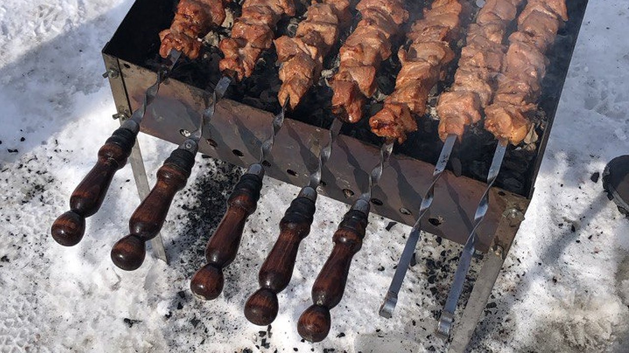 Главная картинка новости: Мангалы теперь под запретом? Вот что предложили в Госдуме - россияне схватились за голову