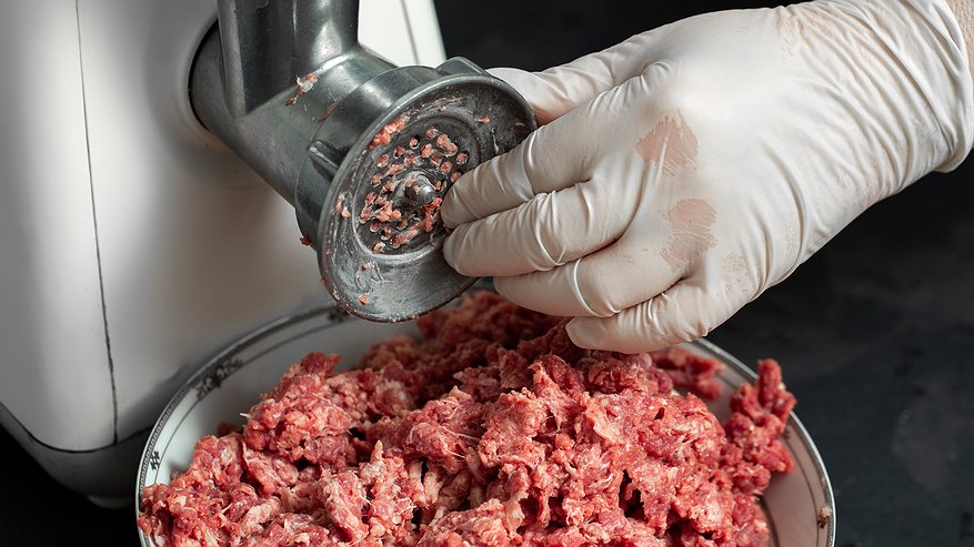 Главная картинка новости: Мясорубка мнёт и давит мясо: решаем проблему за считанные минуты — дело вовсе не в затупившихся ножах